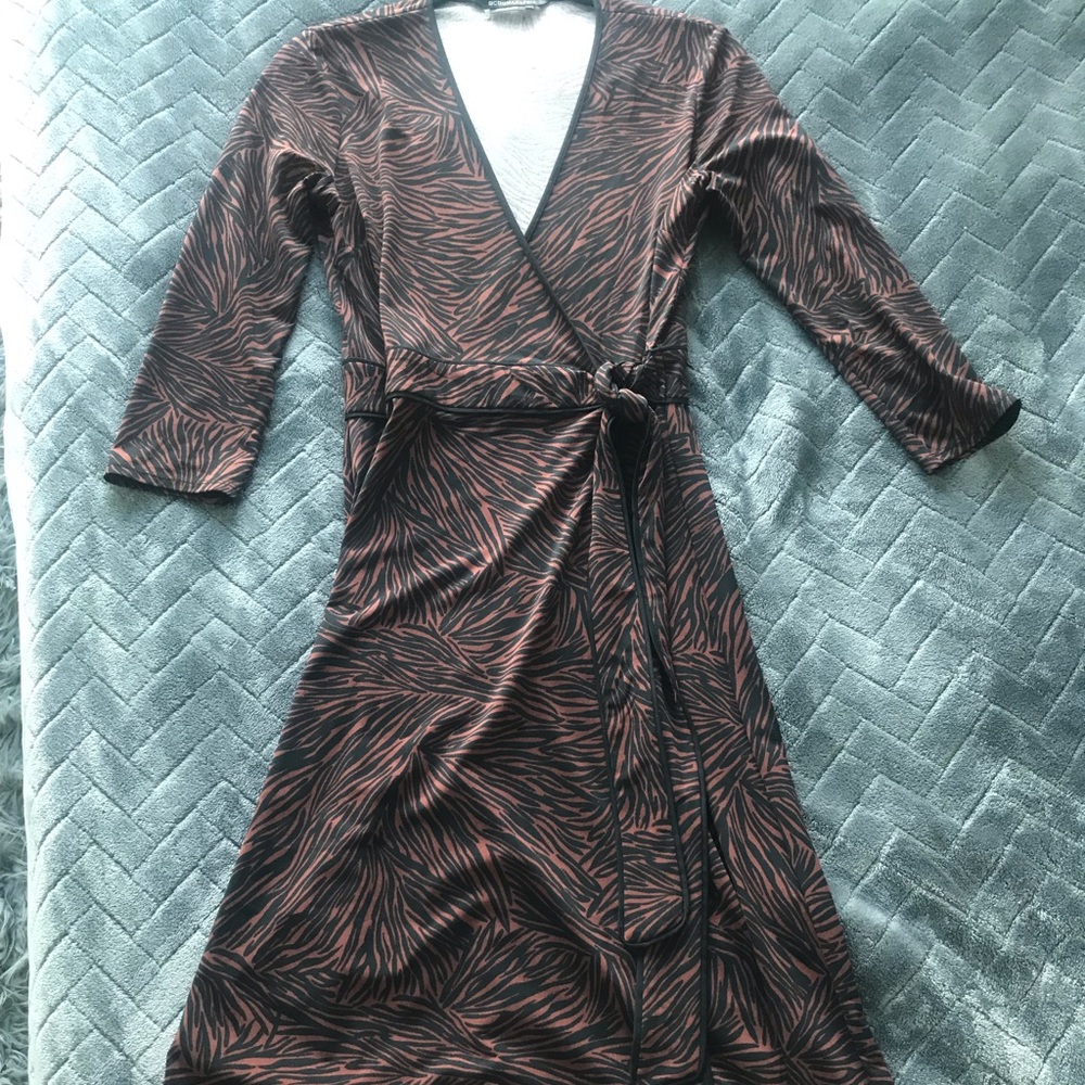 BCBGMAXAZRIA wrap midi dress